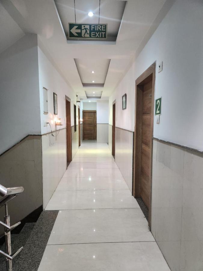 Hotel Ambe Inn By Ambience Delhi Igi Airport New Delhi Extérieur photo