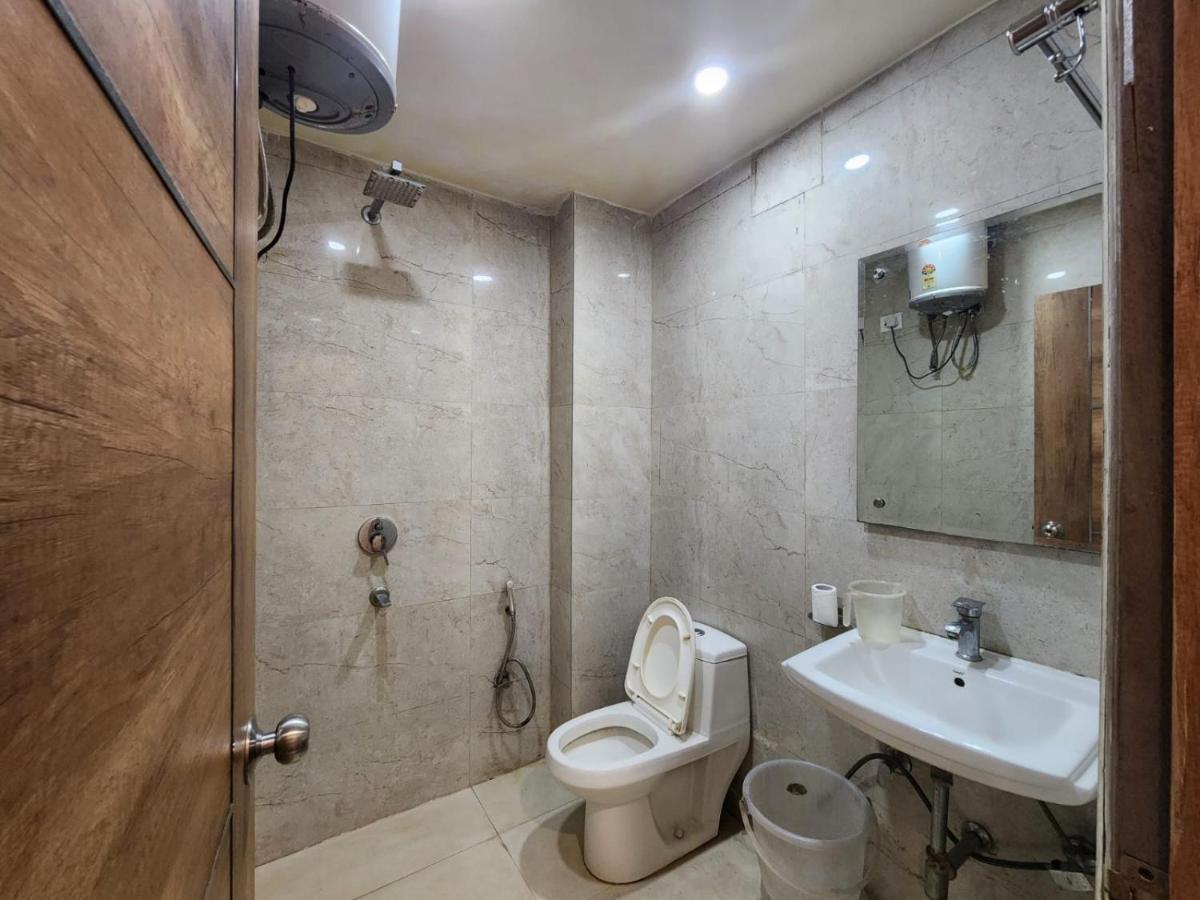 Hotel Ambe Inn By Ambience Delhi Igi Airport New Delhi Extérieur photo